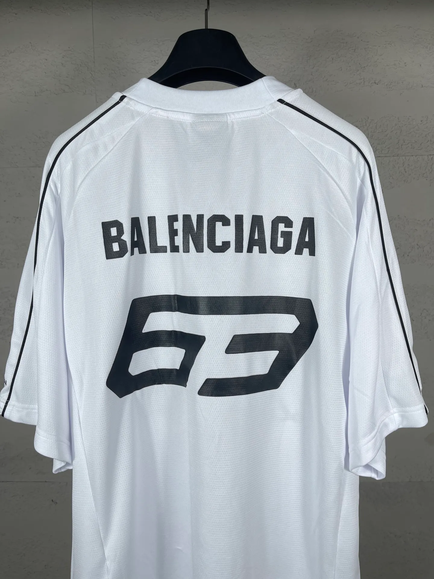 【 . Quality】BALENCI*GA/ Lamborghini ， ， ， T # 。 SS 25 New Arrival。 ， 。 。 ， ， ， 。 。 260 ， . ， 。 。 。 。 ， ， 。 . 。 OS . Same Style ：BL 253691 ：Black，White Size：XS S M L